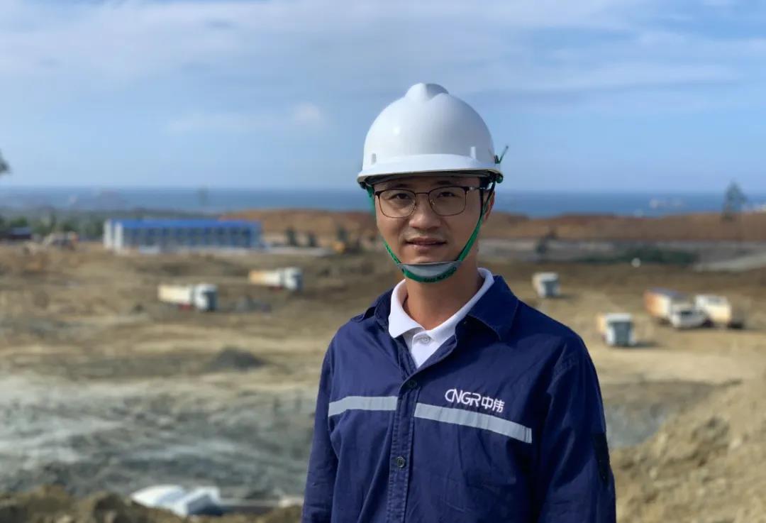 致敬奋斗者丨黄焱：将脚底的泥化作心中的光 整装再启程