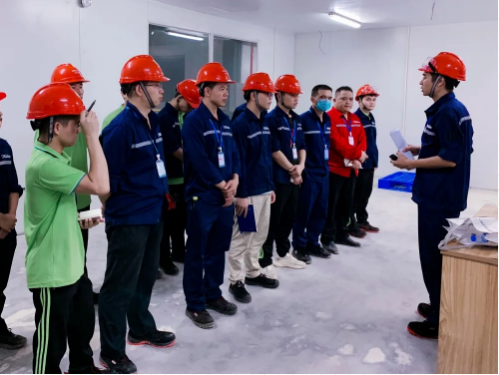 派驻苦学！在汗水和对峙中，南部产业基地员工时刻筹备着