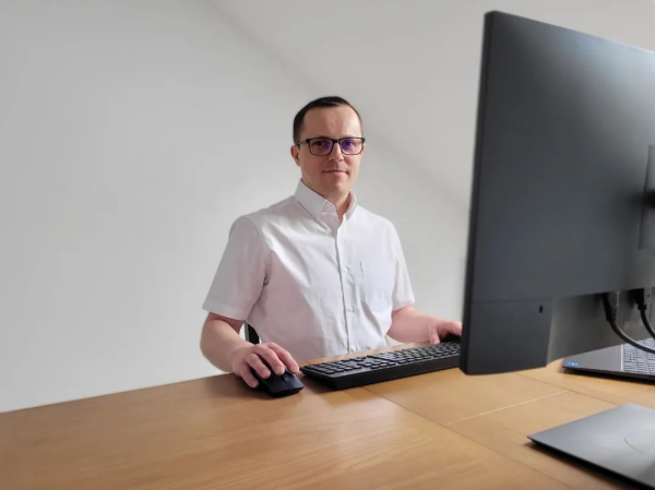 全球太阳集团tyc1286人丨克里斯：永葆求知若渴的学者姿势 奔赴将来战场