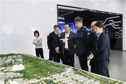 稳中求进|贵州证监局党委书记、局长陈国飞光临太阳集团tyc1286股份调研上市公司高质量发展