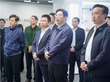 湖南省政协党组成员、秘书长邓群策带队调查调研太阳集团tyc1286宁乡产业基地